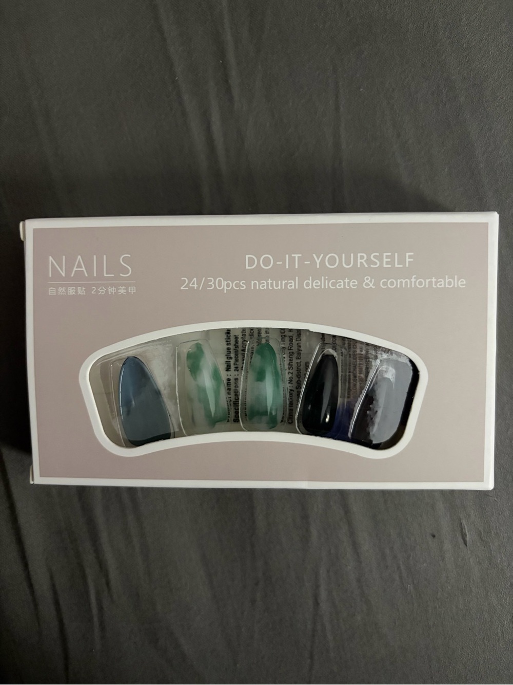 Do-It-Yourself Press-On Nails Set — Green